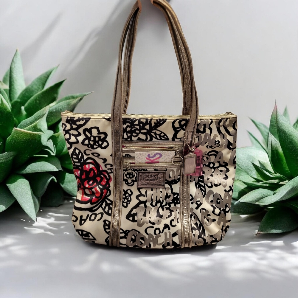 Coach EUC!!  Poppy Graffiti Flora Bella Large Tote Retails $299